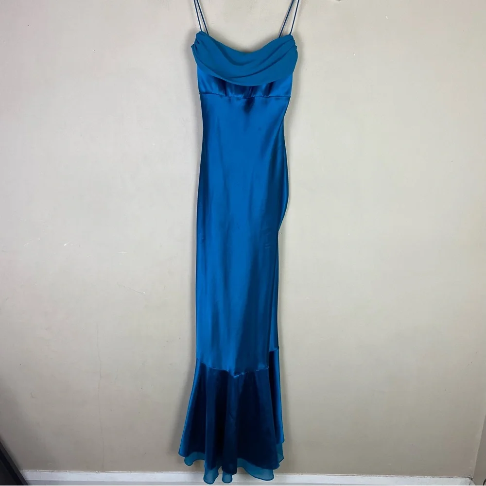 Betsy & Adam x Linda Bernell blue maxi mermaid gown - Picture 2 of 9